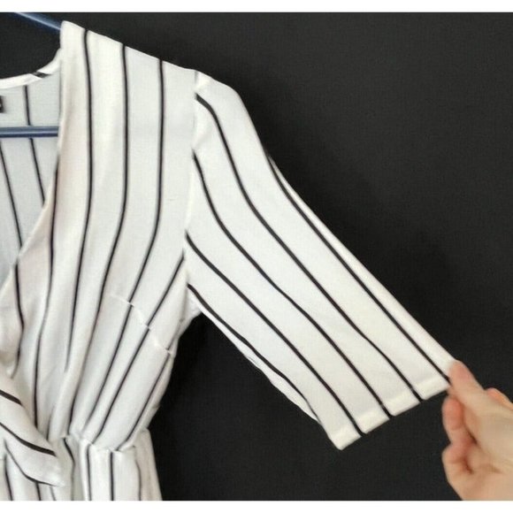 Daisy Street Romper Black and White Stripe Frill Hem And Tie Front Size UK6 - Picture 4 of 9